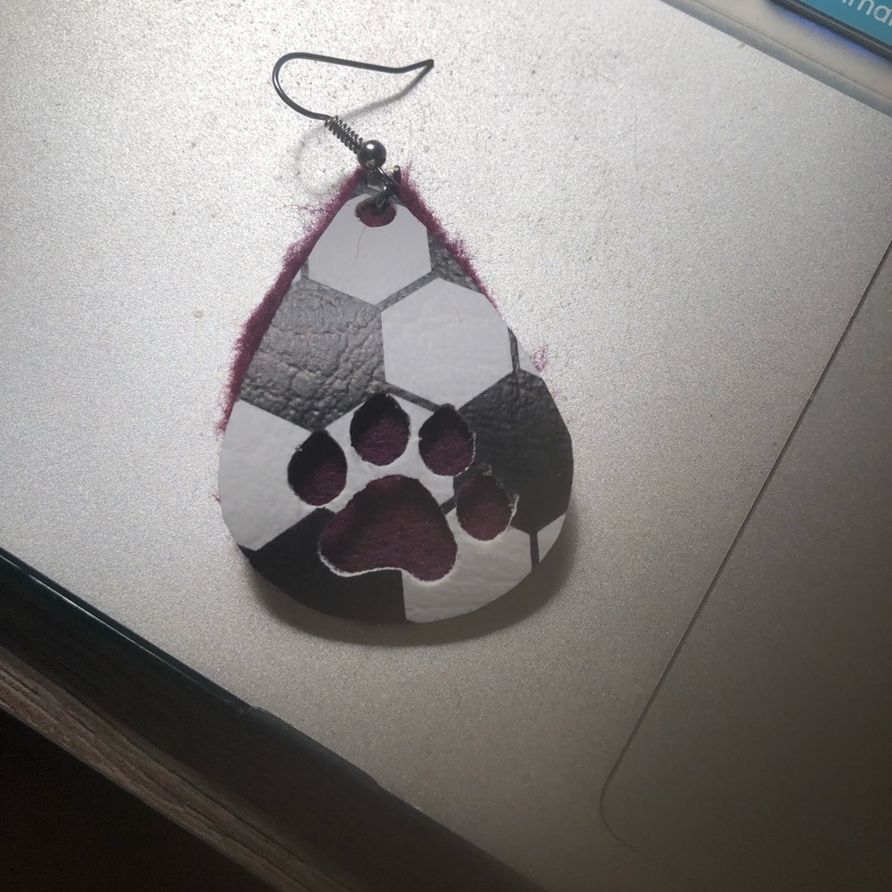 Earrings - Picture 2 of 2